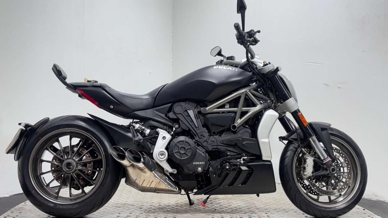 image for Ducati Xdiavel DIAVEL X 2016 5K STUNNING, WARRANTY, MOT, NEW TYRES
