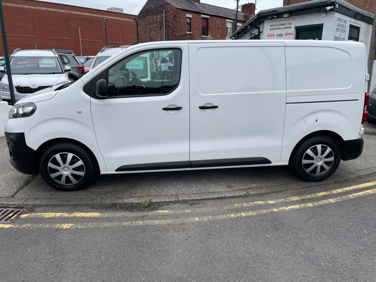 2021 Vauxhall Vivaro 1.5 TURBO D 2700 EDITION PANEL VAN 6DR DIESEL MANUAL L1 H1 EURO 6 PANEL VAN ...