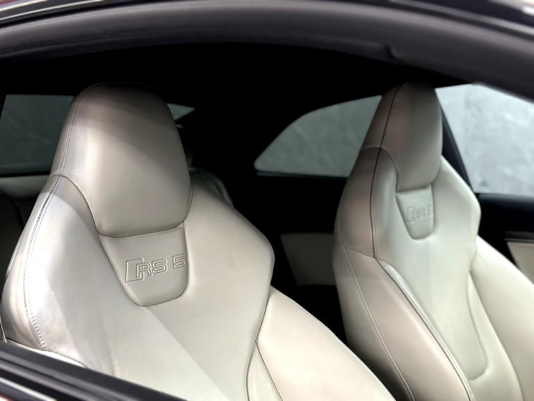 2011 Audi RS5 4.2 FSI Quattro 2dr S Tronic COUPE Petrol Automatic