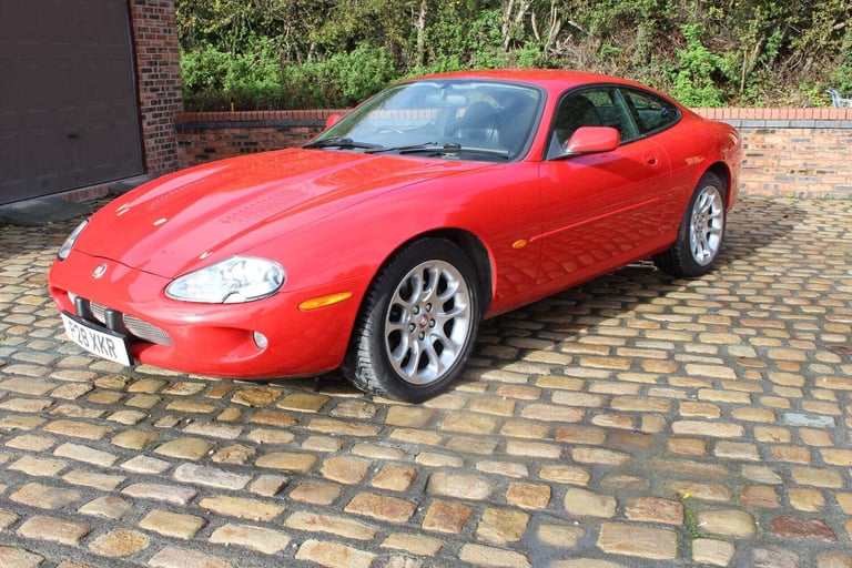 1999 Jaguar XKR 4.0 Supercharged Coupe 2dr Petrol Automatic (330 g/km, 370 bhp) COUPE Petrol Auto...