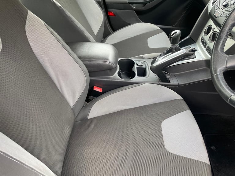 FORD FOCUS 1.6 ZETEC 11 REG BLACK 5 DOOR TIMING BELT REPLACED MOT JULY 2026 LOW INSURANCE 45+MPG