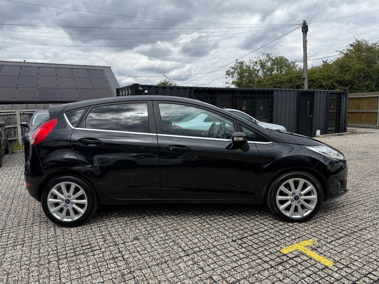 2016 Ford Fiesta 1.0T EcoBoost Titanium Euro 6 (s/s) 5dr HATCHBACK Petrol Manual
