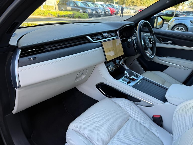 2022 Jaguar F-Pace 2.0 P250i R-Dynamic Black SUV 5dr Petrol Auto AWD Euro 6 (s/s) (250 ps) ESTATE...
