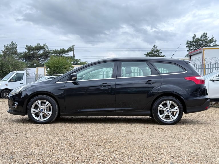 2012 Ford Focus 1.6 TDCi Zetec Euro 5 (s/s) 5dr ESTATE Diesel Manual