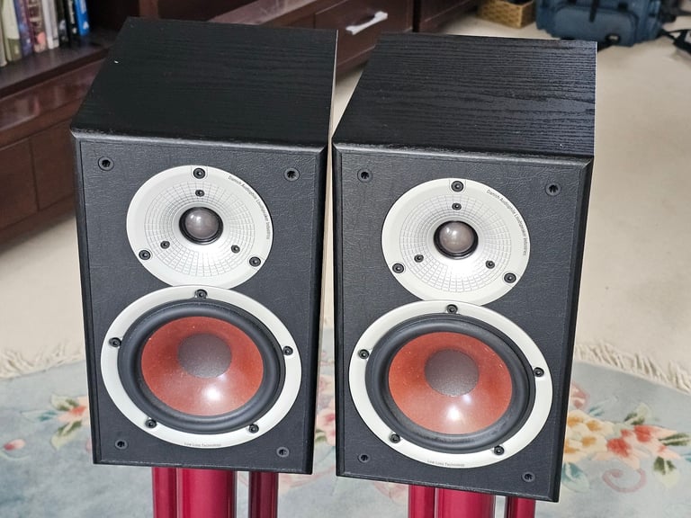 Dali Spektor 2 Bookshelf Speakers Black 