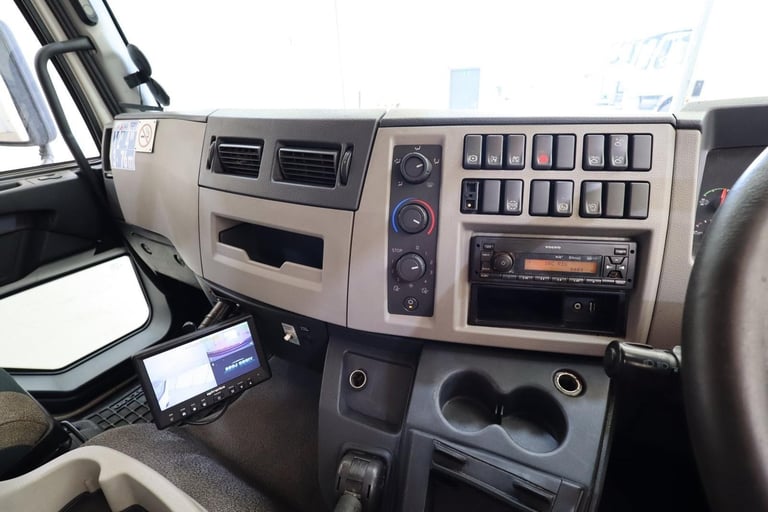 2018 (18 PLATE) Volvo FL250 4x2 Euro 6 Refrigerated