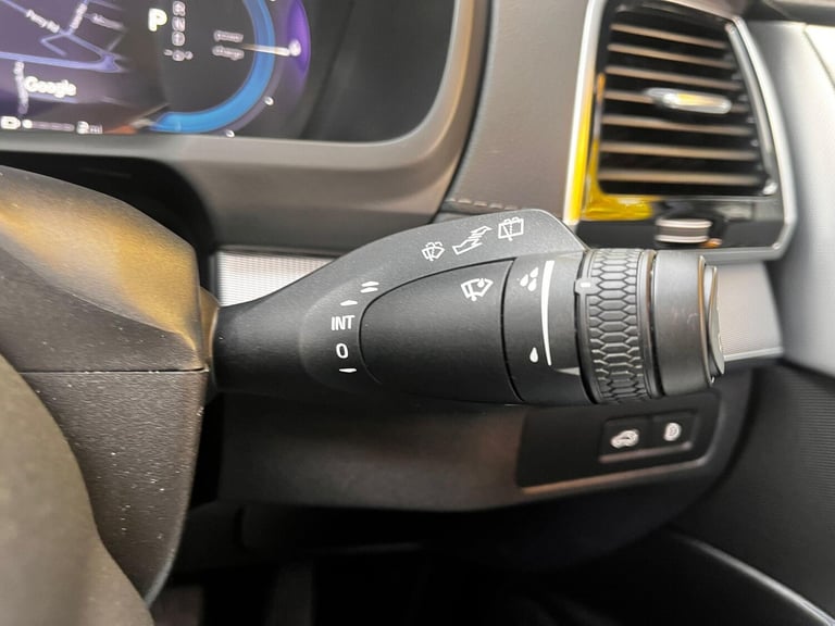 2023 Volvo XC90 2.0h T8 Recharge 18.8kWh Plus Auto 4WD Euro 6 (s/s) 5dr ESTATE Petrol/Electric Hy...