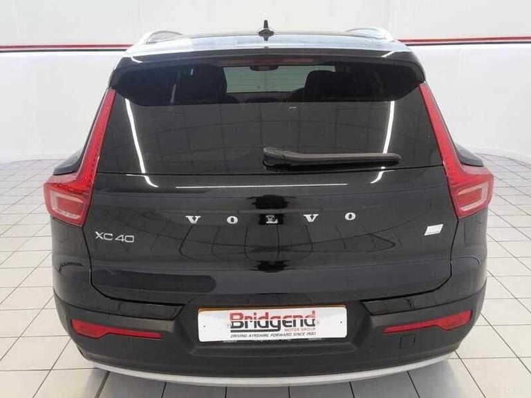 2022 Volvo XC40 1.5h T5 Twin Engine Recharge 10.7kWh Inscription Pro SUV 5dr ESTATE Petrol/Electr...