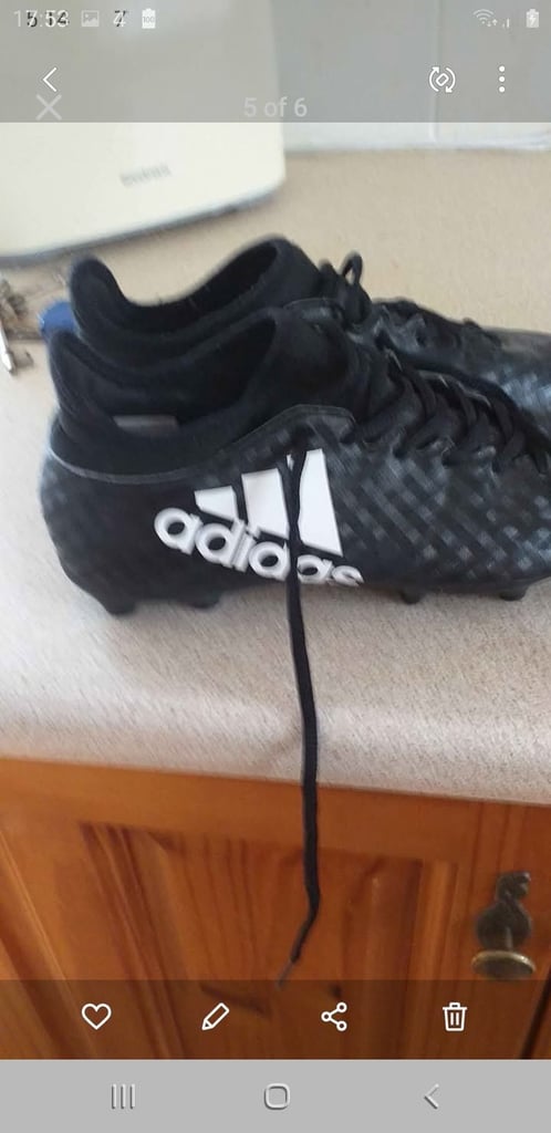 football boots size 6 as new  