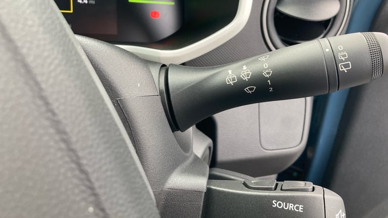 2025 Dacia Spring 27kWh Expression 65 48kW 5dr Auto Electric Hatchback Hatchback Electric Automatic