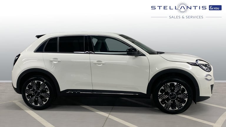 2025 Fiat 600 1.2 MHEV La Prima SUV 5dr Petrol Hybrid e-DCT Euro 6 (s/s) (100 ps) SUV Hybrid Auto...