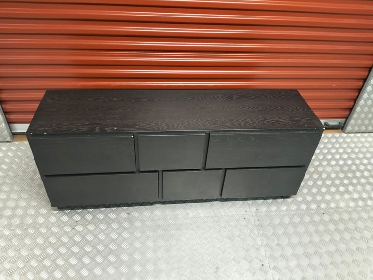 image for HEALS SOLID WOODEN DRAWERS DELIVERY AVAILABLE TODAY 