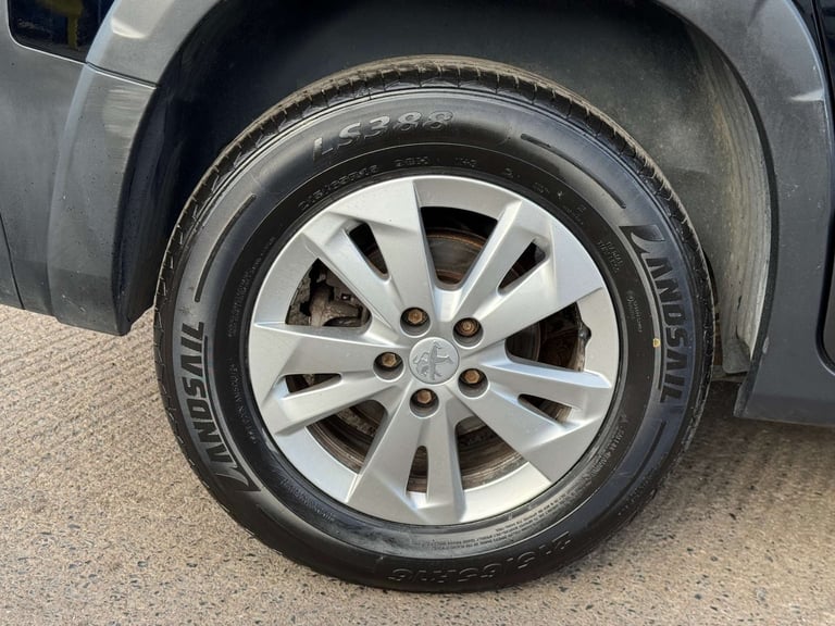 2019 Peugeot Rifter 1.2 Rifter Allure PureTech S/S 5dr - NATIONAL DELIVERY* Unlisted Petrol Manual