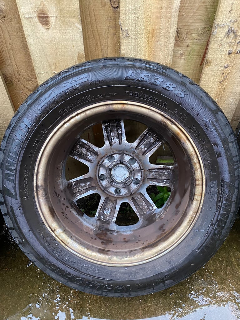 Ford Transit Connect MK1 Limited 15” Alloys 5x108