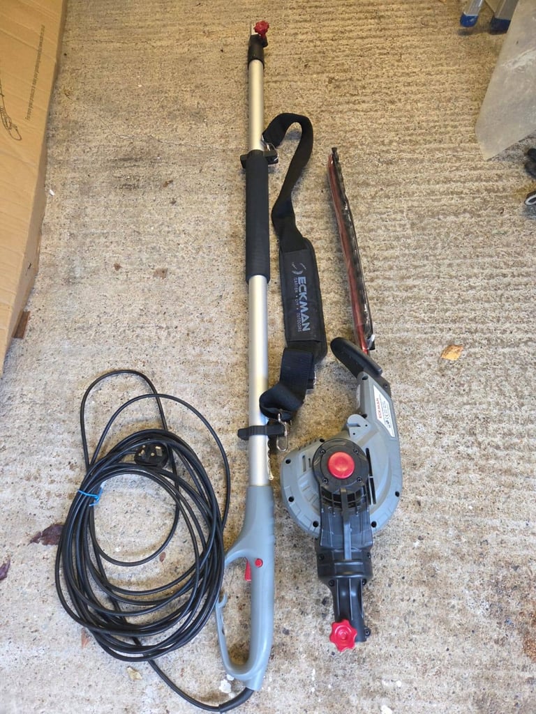 image for Eckman telescopic hedge trimmer