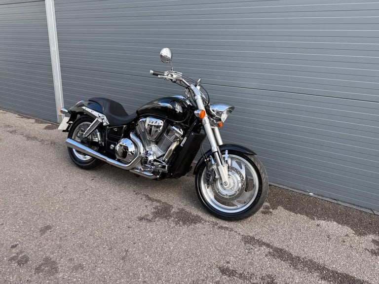 HONDA VTX1800 - 2001 Petrol Manual in Black