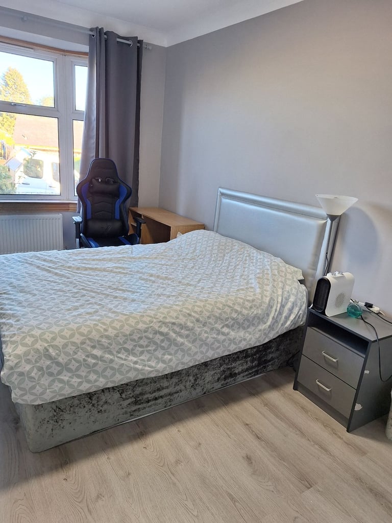 2 large double bedrooms in a bungalow - Craigleith