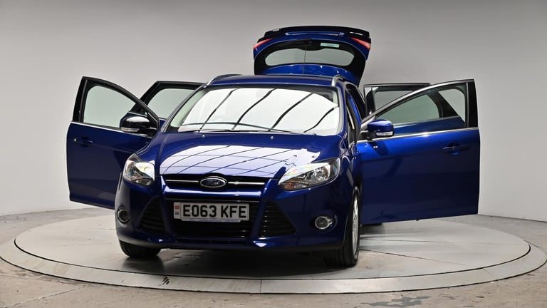 2013 Ford Focus 1.6 Titanium Navigator Powershift Euro 5 5dr ESTATE Petrol Automatic