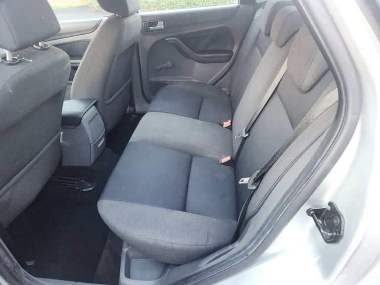 FORD FOCUS AUTOMATIC 1.6LT PETROL ULEZ COMPLIANT BARGAIN PRICE FULL MOT TILL SEPT 2026