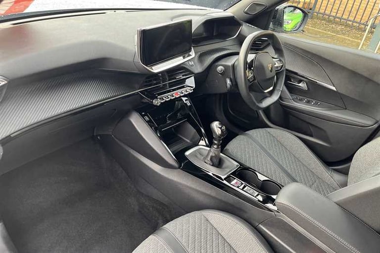 2024 Peugeot 2008 1.2 PureTech 130 Allure 5dr HATCHBACK PETROL Manual