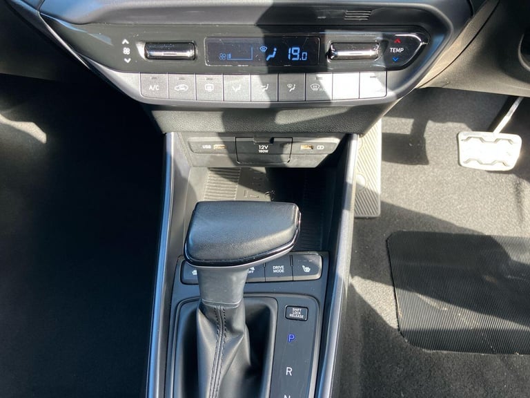 2023 Hyundai BAYON T-GDI PREMIUM DCT MHEV HATCHBACK Petrol/Electric Hybrid Automatic