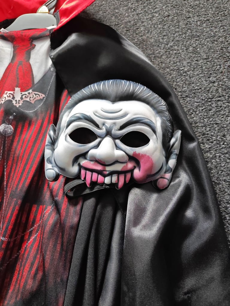 Vampire kids Halloween costume from Tesco's size 7-8