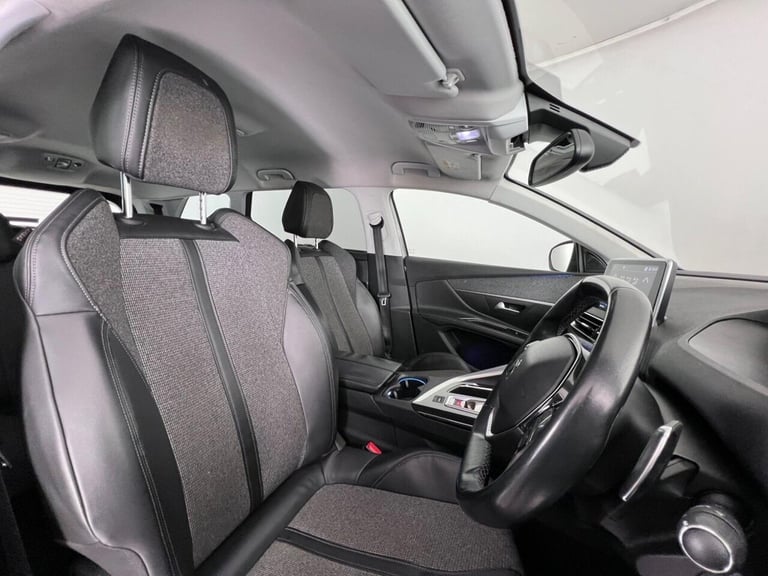 2018 Peugeot 5008 1.2 PureTech Allure EAT Euro 6 (s/s) 5dr HATCHBACK Petrol Automatic