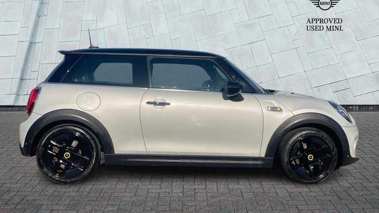 2020 MINI Hatchback Electric 135kW Cooper S Level 3 33kWh 3dr Auto Hatchback Electric Automatic