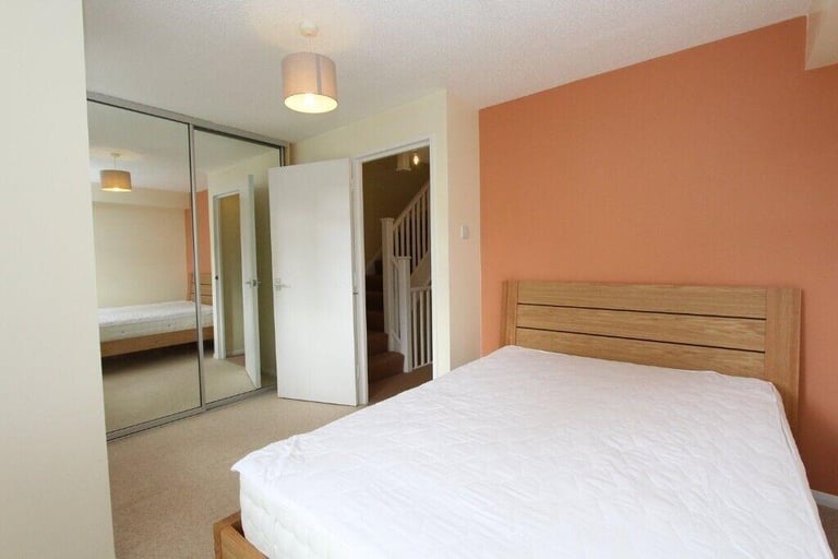 Canary Wharf Double Room Available Now 0 Deposit Acailable