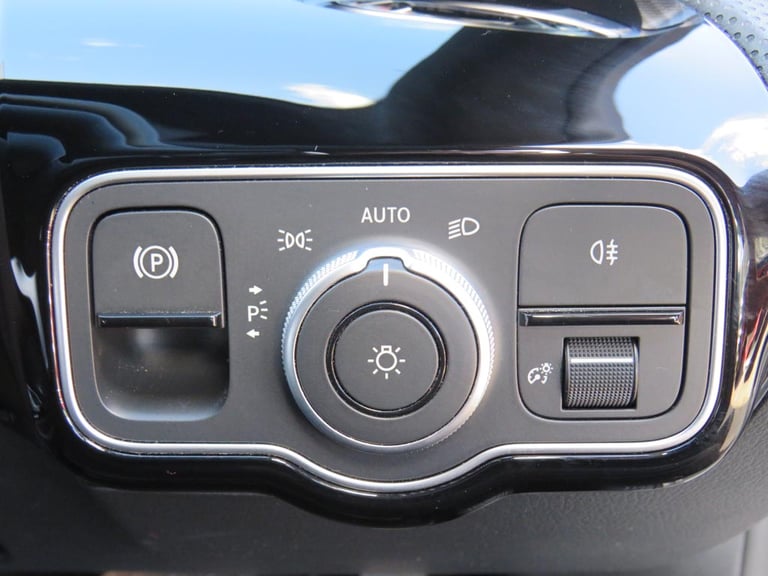 2024 Mercedes-Benz A-Class A200 Sport Executive 4dr Auto Saloon Petrol Automatic