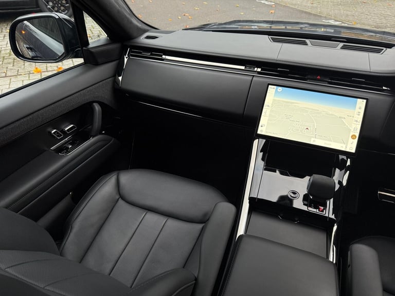 2023 Land Rover Range Rover Sport 3.0 P550e 38.2kWh Autobiography SUV 5dr Petrol Plug-in Hybrid A...