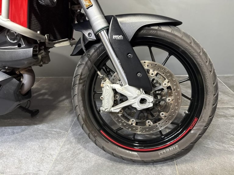 2021 DUCATI MULTISTRADA 950 S ADVENTURE BIKE FITTED WITH TOP BOX