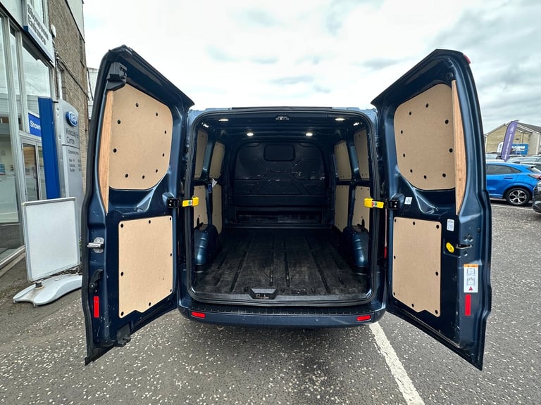 2022 Ford Transit Custom 2.0 EcoBlue 130ps Low Roof Limited Van PANEL VAN DIESEL Manual