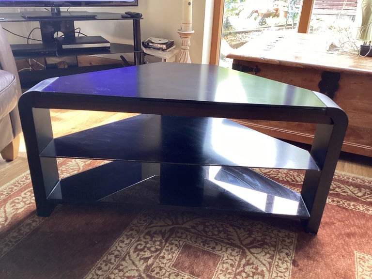 Television table