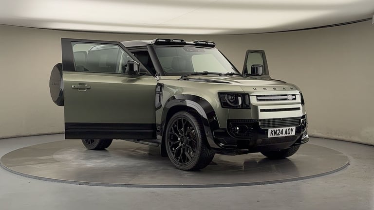 2024 Land Rover Defender 3.0 D300 X-Dynamic HSE 90 3dr Auto ESTATE DIESEL Automatic