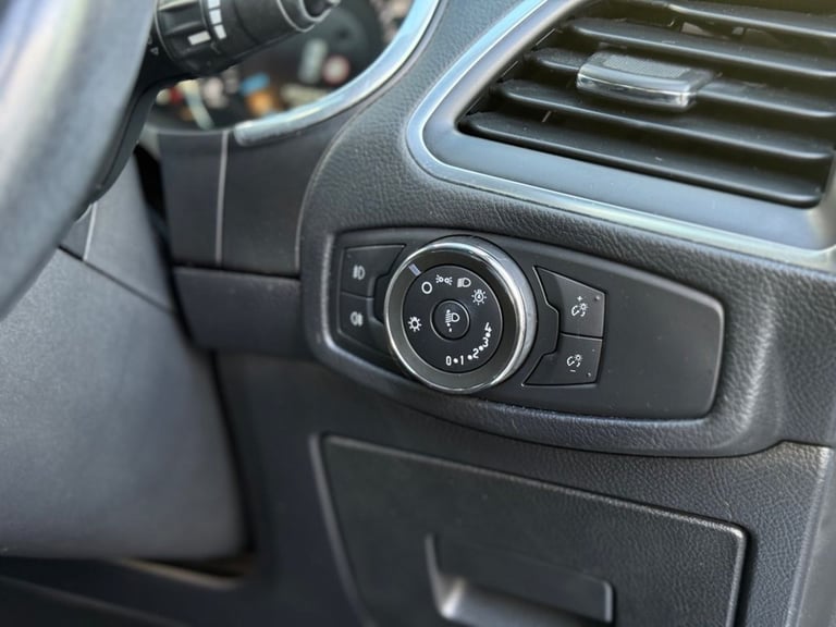 2016 Ford S-Max 2.0 TDCi Titanium Sport MPV 5dr Diesel Manual Euro 6 (s/s) (180 ps) MPV Diesel Ma...