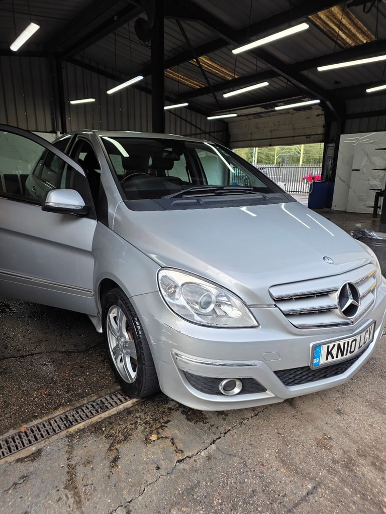Cheap Mercedes-Benz, B CLASS, MPV, 2010, Semi-Auto, 1498 (cc),5 doors for sale in Harlow, Essex