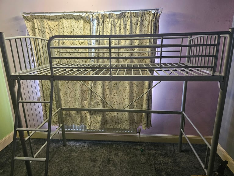 image for High sleeper single bed with ladder
