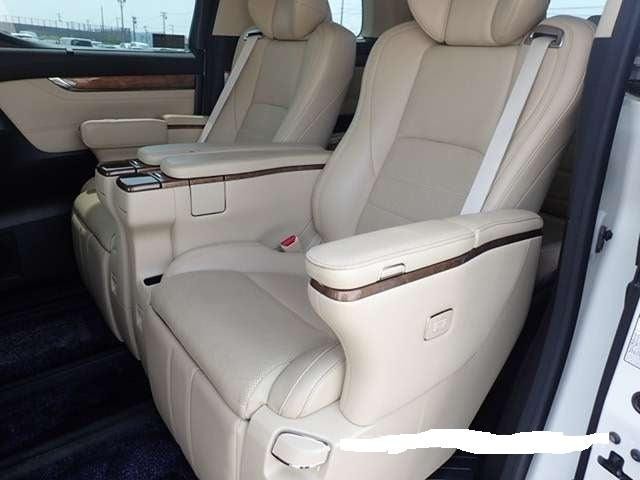 Toyota Alphard 2.5 auto 3500cc executive lounge leather 27k miles 2015 4.5 grade