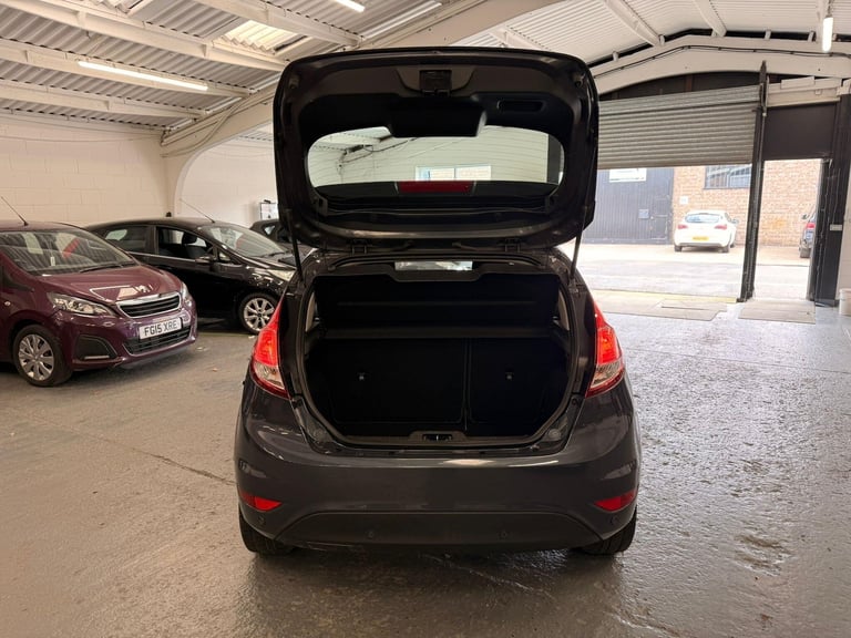 2014 Ford Fiesta 1.0T EcoBoost Zetec Euro 5 (s/s) 5dr HATCHBACK Petrol Manual