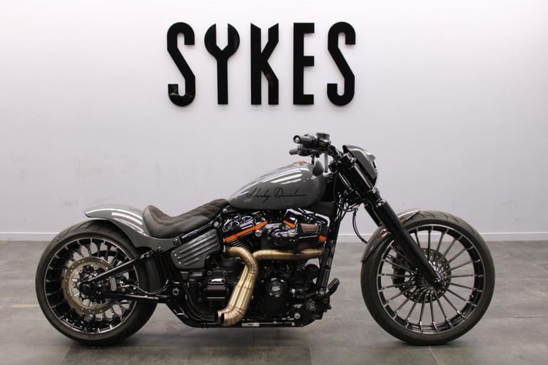 2018 Custom Harley-Davidson FXBRS Softail Breakout in Grey