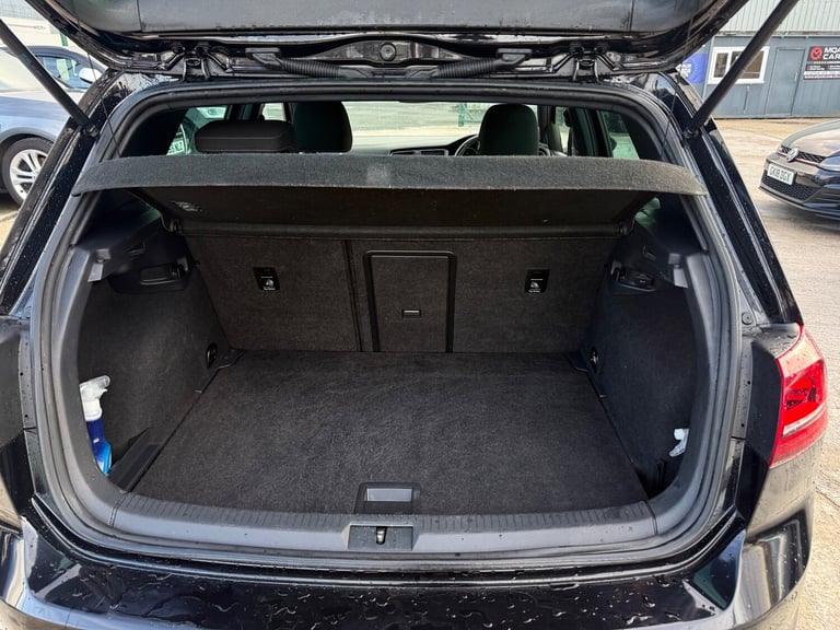 2017 Volkswagen Golf 2.0 TDI BlueMotion Tech GTD Hatchback 5dr Diesel DSG Euro