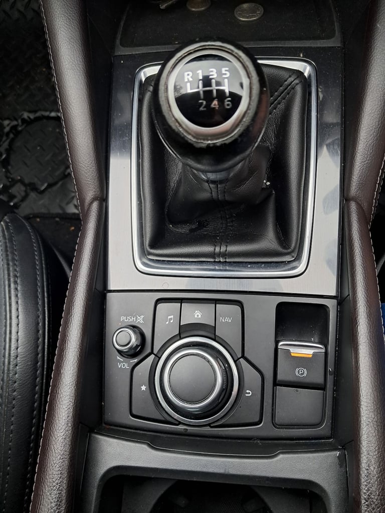 Mazda, 6, Saloon, 2016, Manual, 1998 (cc), 4 doors