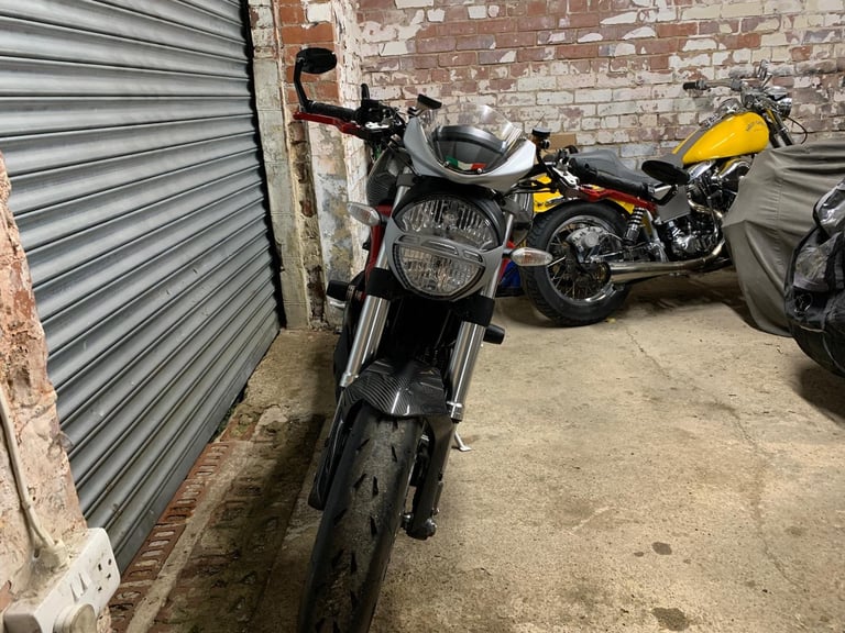 2010 Ducati M1100 MONSTER STREETFIGHTER STYLE CLASSIC MOTORCYCLE (LOW MILES)