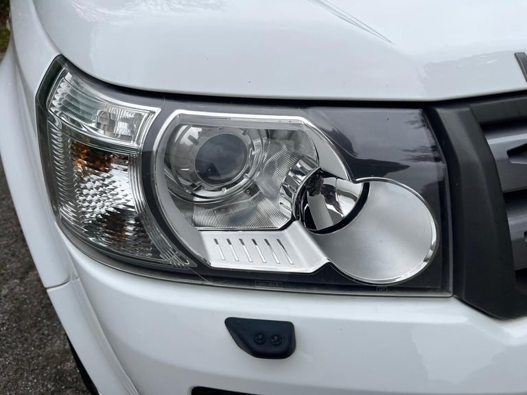 2012 Land Rover Freelander 2 2.2 TD4 XS CommandShift 4WD Euro 5 5dr ESTATE Diesel Automatic