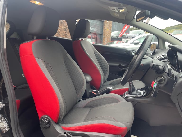 2015 Ford Fiesta 1.0 EcoBoost 140 Zetec S Black 3dr HATCHBACK Petrol Manual