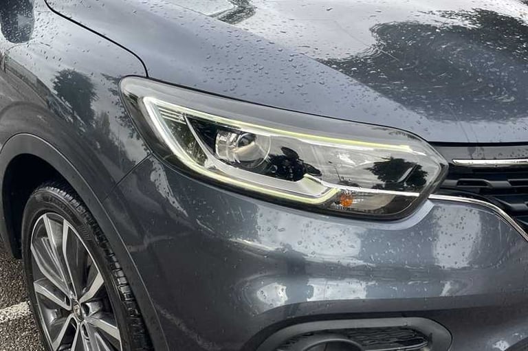 2019 Renault Kadjar 1.3 TCe Iconic SUV 5dr Petrol EDC Euro 6 (s/s) (140 ps) SUV Petrol Automatic