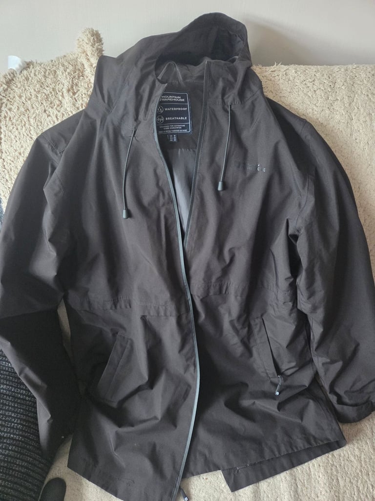 image for Mountain Warehouse Womens Waterproof Jacket size 18 for sale