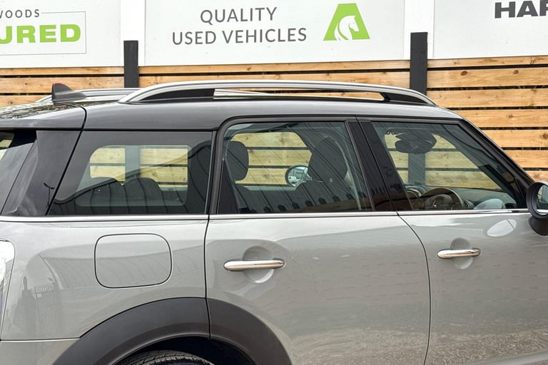 2017 MINI Countryman 1.5 Cooper SUV 5dr Petrol Manual Euro 6 (s/s) (136 ps) HATCHBACK Petrol Manual