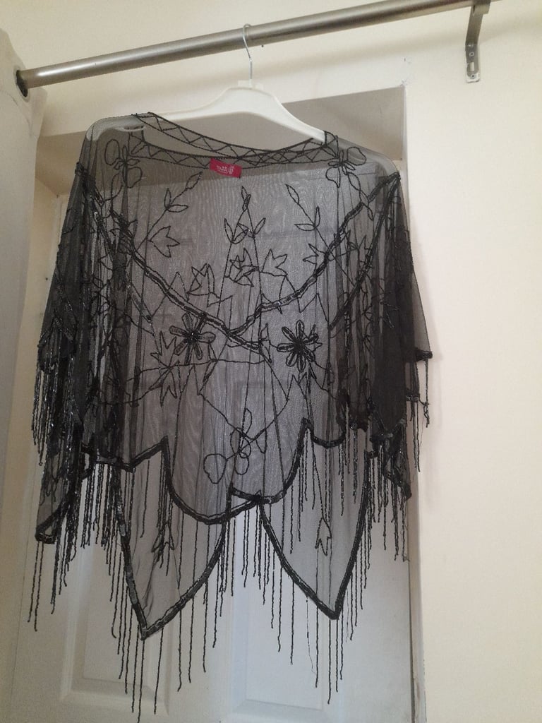 image for Gorgeous lacy shawl